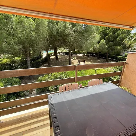 T3 Calme Avec Piscine, Tennis, Bbq, Parking & Grande Terrasse Dans La Pinede - Fr-1-723-47 아파트